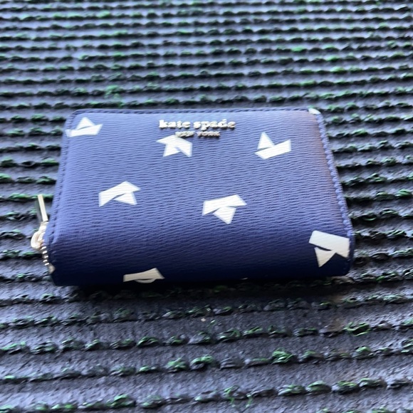 Kate Spade spencer paper boats zip cardholder - Picture 3 of 16